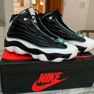 Nike Jordan pro strong Tiffany tropical twist high top sneaker.